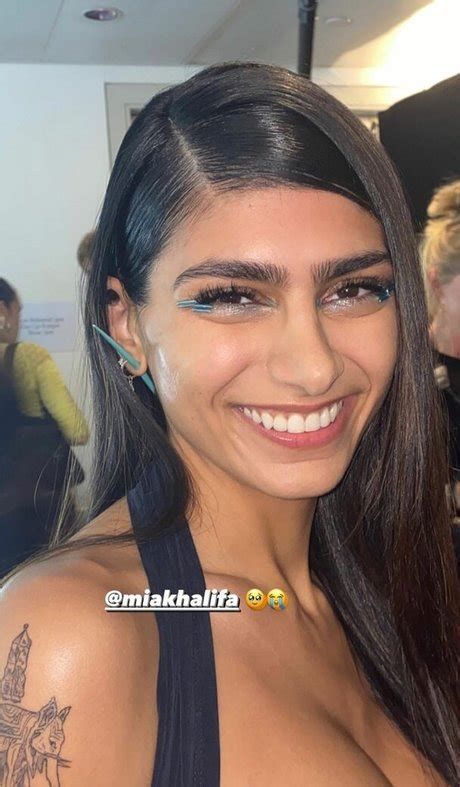 mia k naked|Mia Khalifa Nude XXX Pics